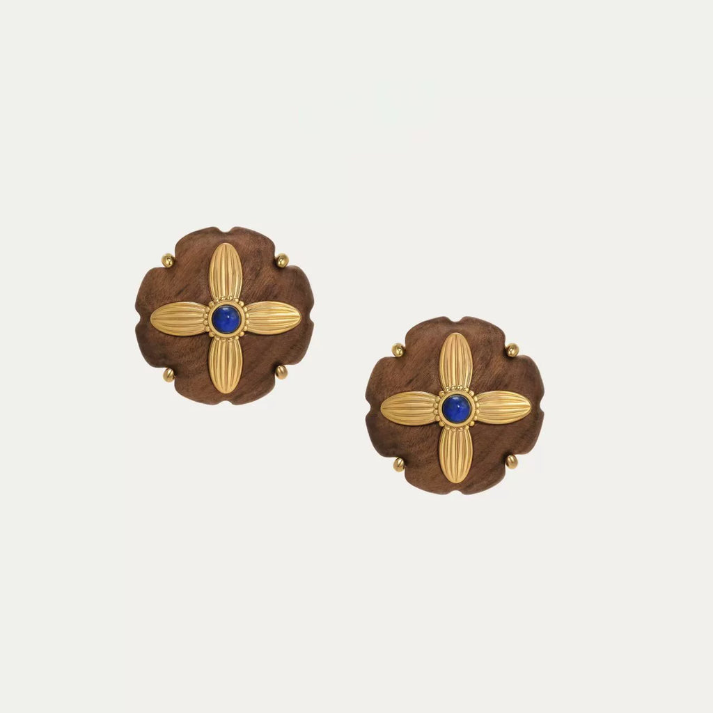 Motu Blue wood and lapis stud earrings with Gold-Tone details